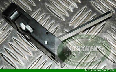 Slot verlengstuk achterklep links en rechts - Classic, Auto-onderdelen, Ophalen of Verzenden, Nieuw, Land Rover