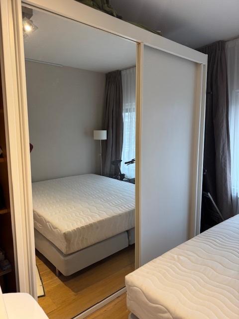 HULSTA KLEDING KAST, Ophalen, Gebruikt, 200 cm of meer, 75 cm of meer