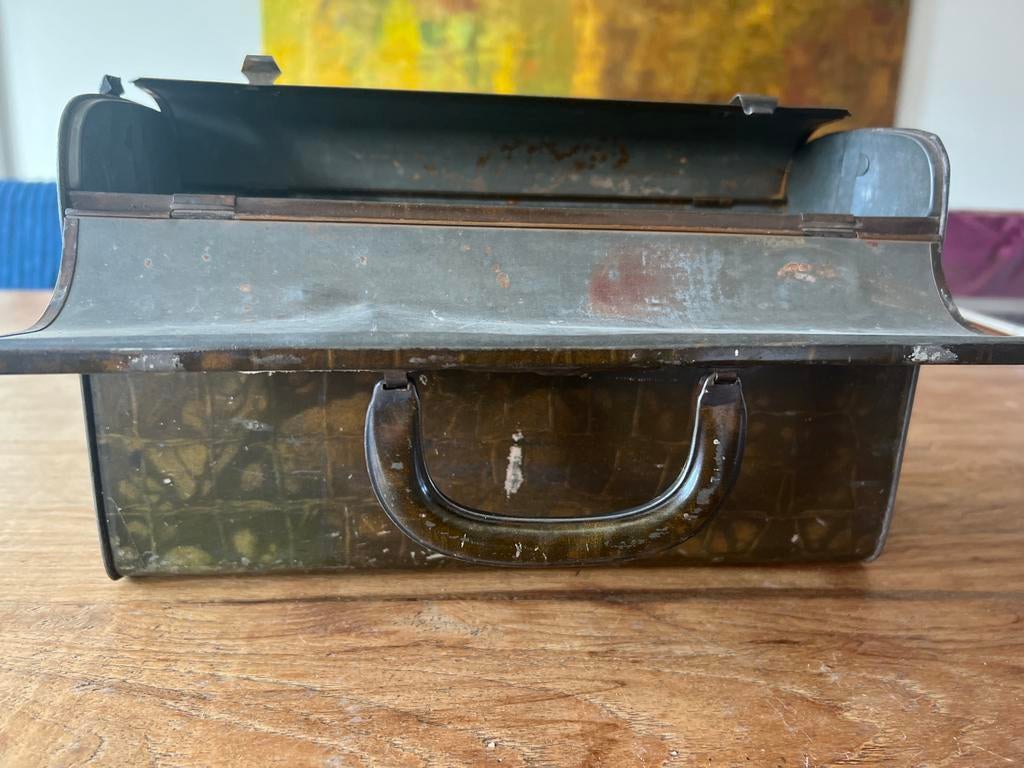 Vintage van Melle Metalen Koffer blik, Gebruikt, 50 tot 100 cm, Ophalen of Verzenden, Metaal