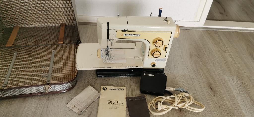 Naaimachine LEWENSTEIN 900, Ophalen of Verzenden, Zo goed als nieuw, Naaimachine, Overige merken