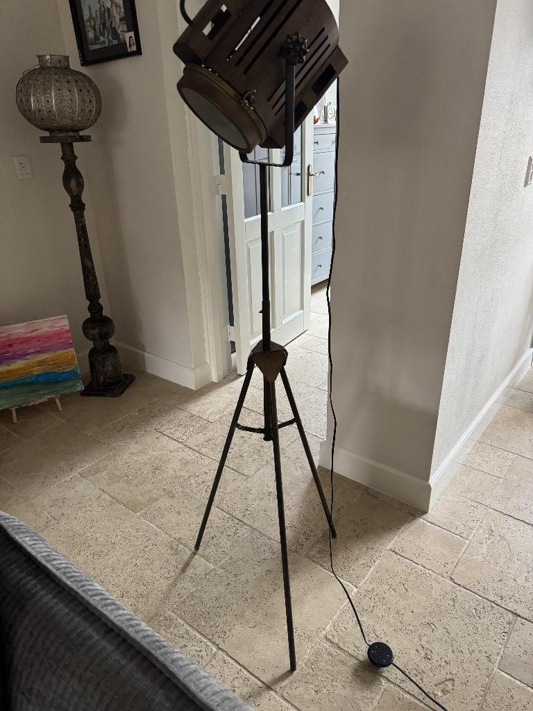 stalamp, Ophalen, Zo goed als nieuw, Kijkt naar foto, Metaal