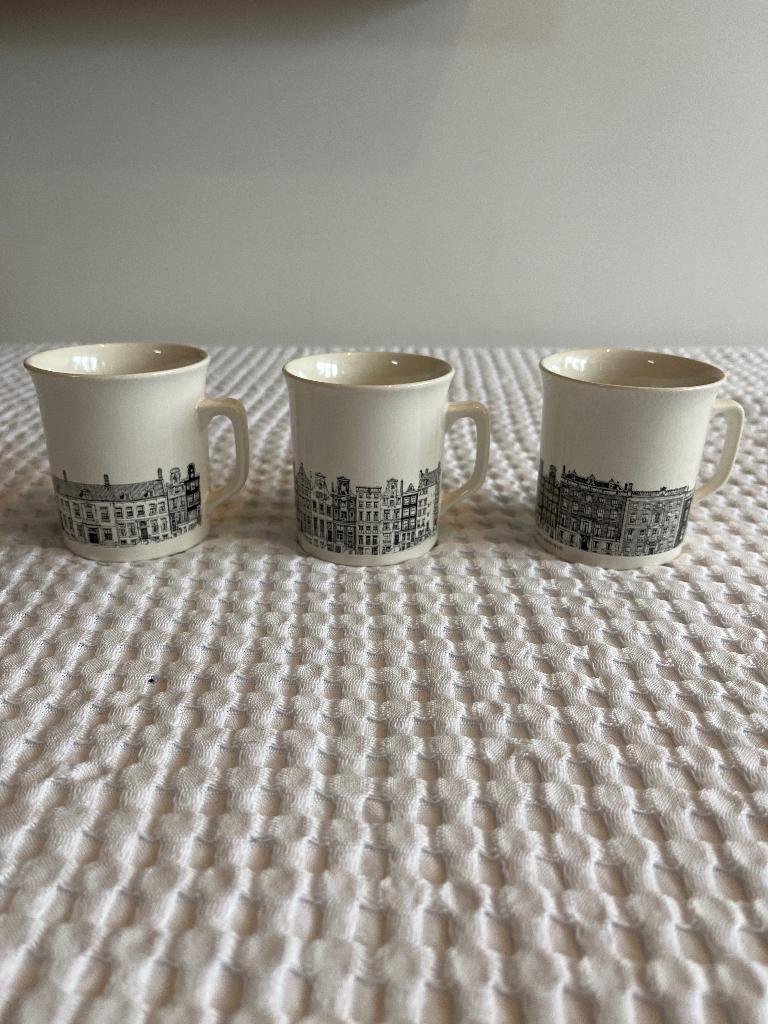Villeroy&Boch Grachten Bekers Samenprijs (1), Gebruikt, Ophalen of Verzenden, Overige stijlen, Kop(pen) en/of Schotel(s)