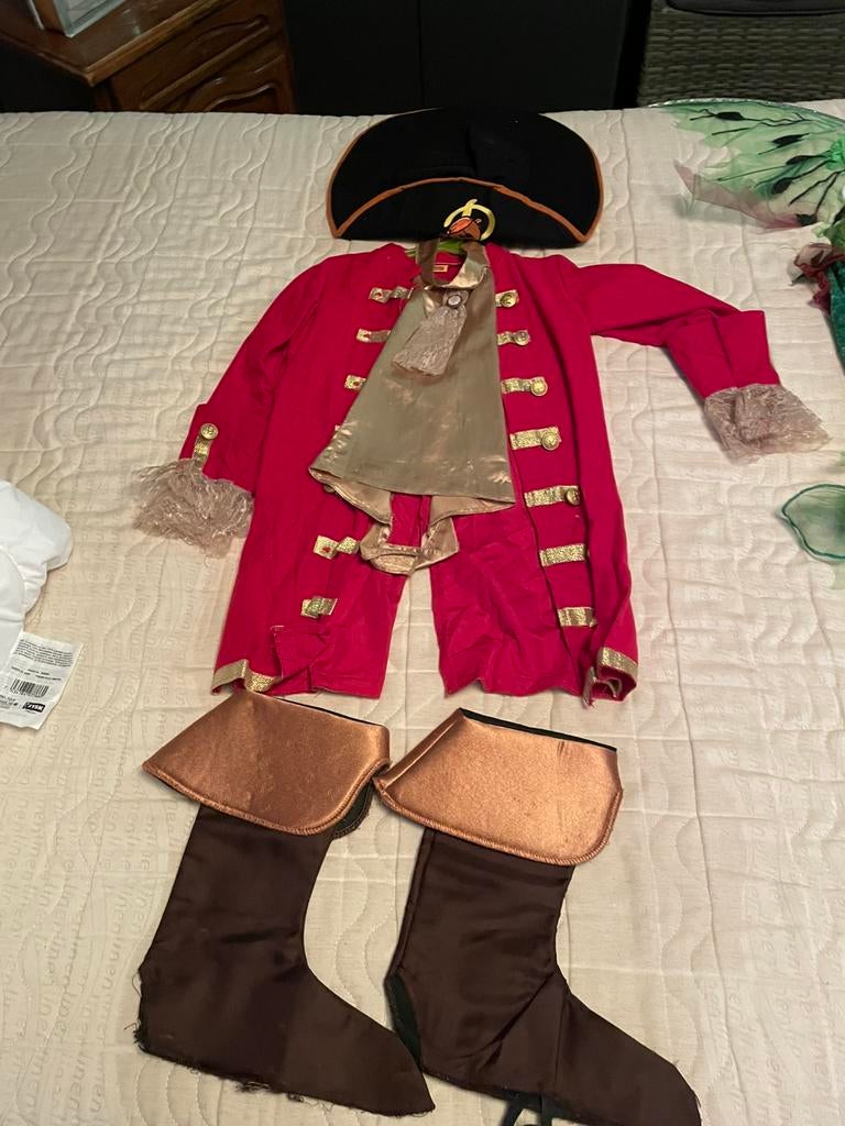 Diverse carnaval kostuums, Kinderen en Baby's, Carnavalskleding en Verkleedspullen, Ophalen, Zo goed als nieuw, 134 t/m 140, Jongen of Meisje