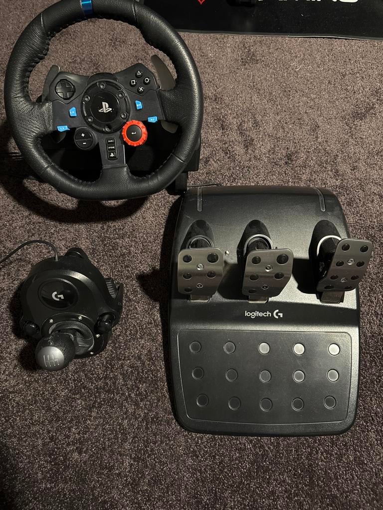 Logitech G29 Racestuur + Shifter, Ophalen of Verzenden, Zo goed als nieuw