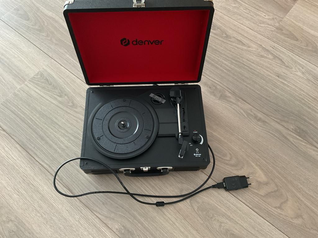 Denver VPL-120 Platenspeler in Koffer, Overige merken, Ophalen of Verzenden, Zo goed als nieuw, USB-aansluiting