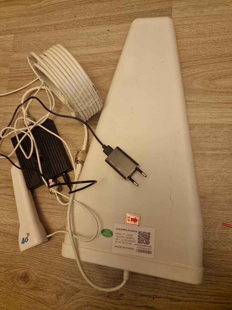 4G Antenne met toebehoren, Ophalen of Verzenden, Gebruikt, Antenne