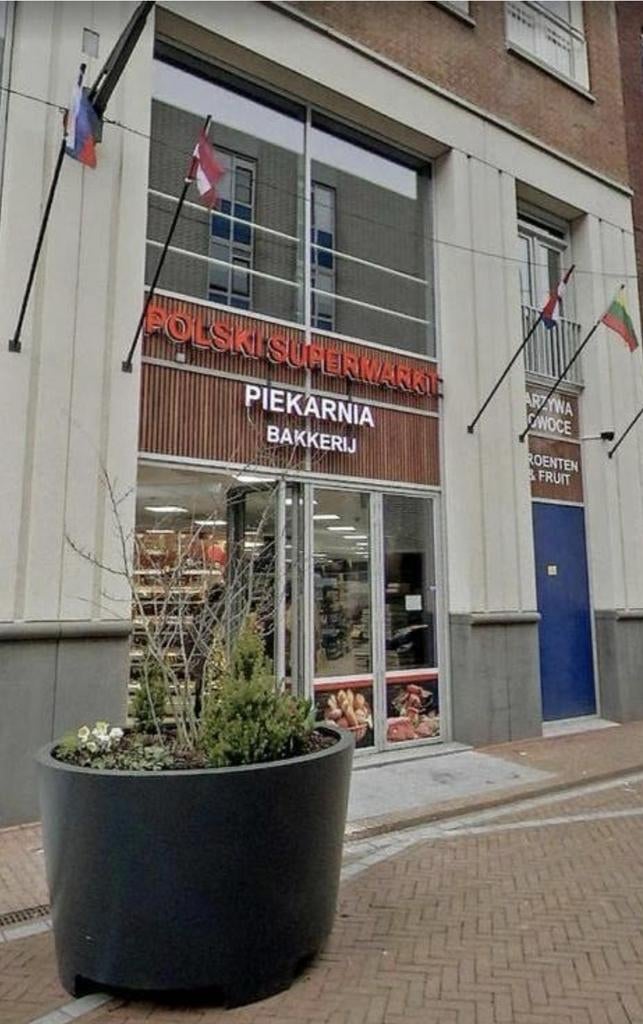 Winkelruimte Supermarkt met Slijterij in Spijkenisse