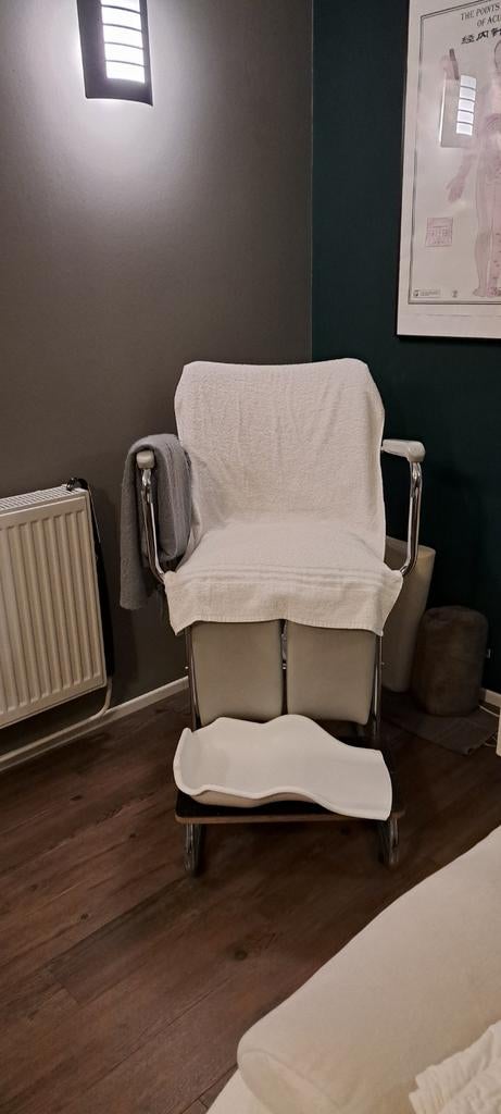Comfortabele Pedicure Behandelstoel, Gebruikt, Wit, Ophalen of Verzenden, Metaal
