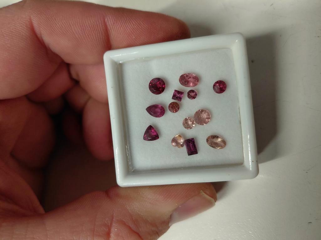 Lot met rubuliet toermalijn, Ophalen of Verzenden, Zo goed als nieuw