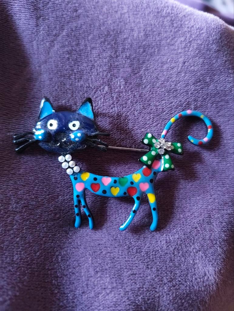 Emaille broche kat, Ophalen of Verzenden, Zo goed als nieuw, Overige materialen