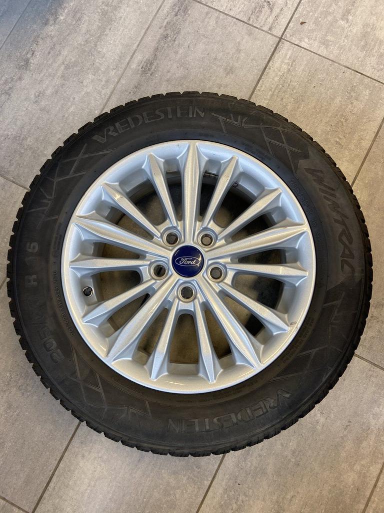 Vredestein 205/60 R16 Winterbanden, Gebruikt, -, Banden en Velgen, -