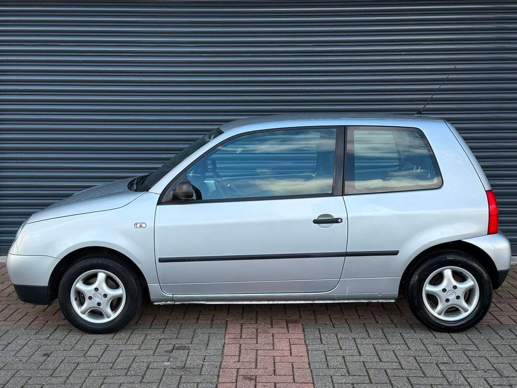 Volkswagen Lupo 1.4-16V Comfortline Automaat | Nwe APK | Ele, 4 cilinders, 4 stoelen, Bedrijf, 75 pk