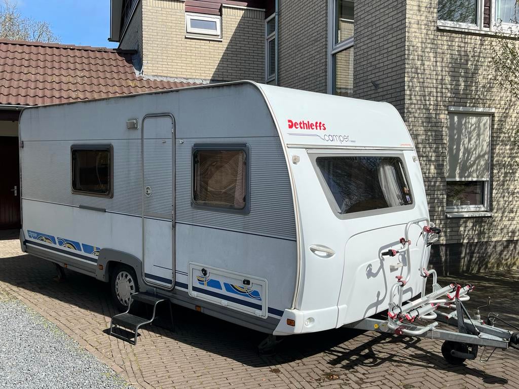 Dethleffs 490 TK, Caravans en Kamperen, Stapelbed, Schokbreker, Treinzit, 750 - 1000 kg