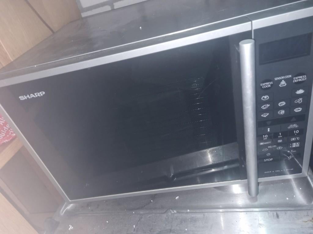 Sharp R-961NW combi magnetron, Ophalen, Nieuw