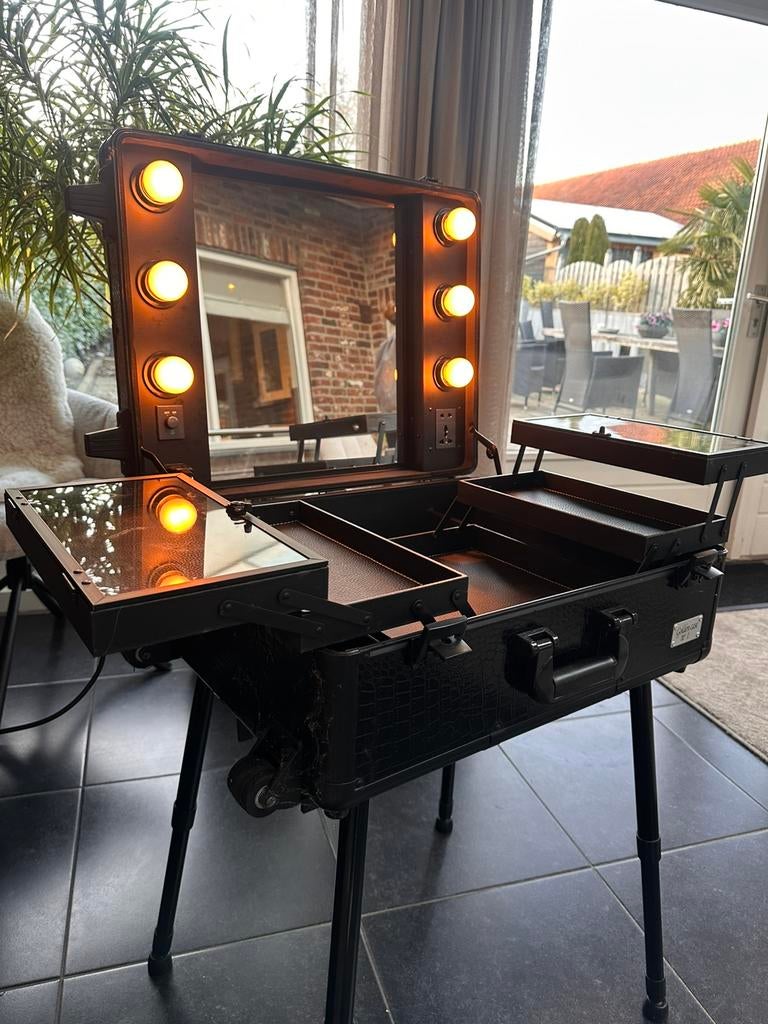 Draagbaar make up koffer visagie koffer met spiegel, Ophalen, Hard kunststof, Zo goed als nieuw, 70 cm of meer