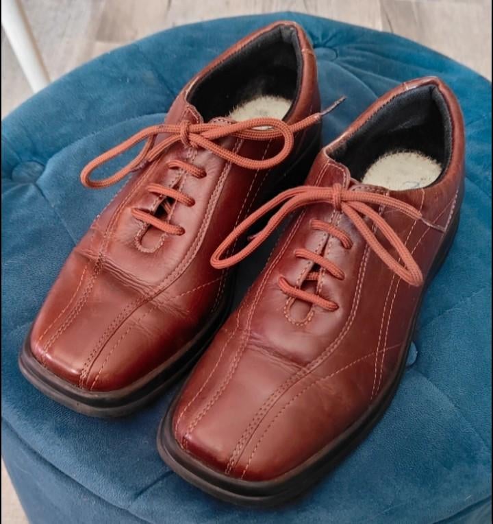 Bruin leren veterschoenen maat 38, Ophalen of Verzenden, Zo goed als nieuw, Bruin