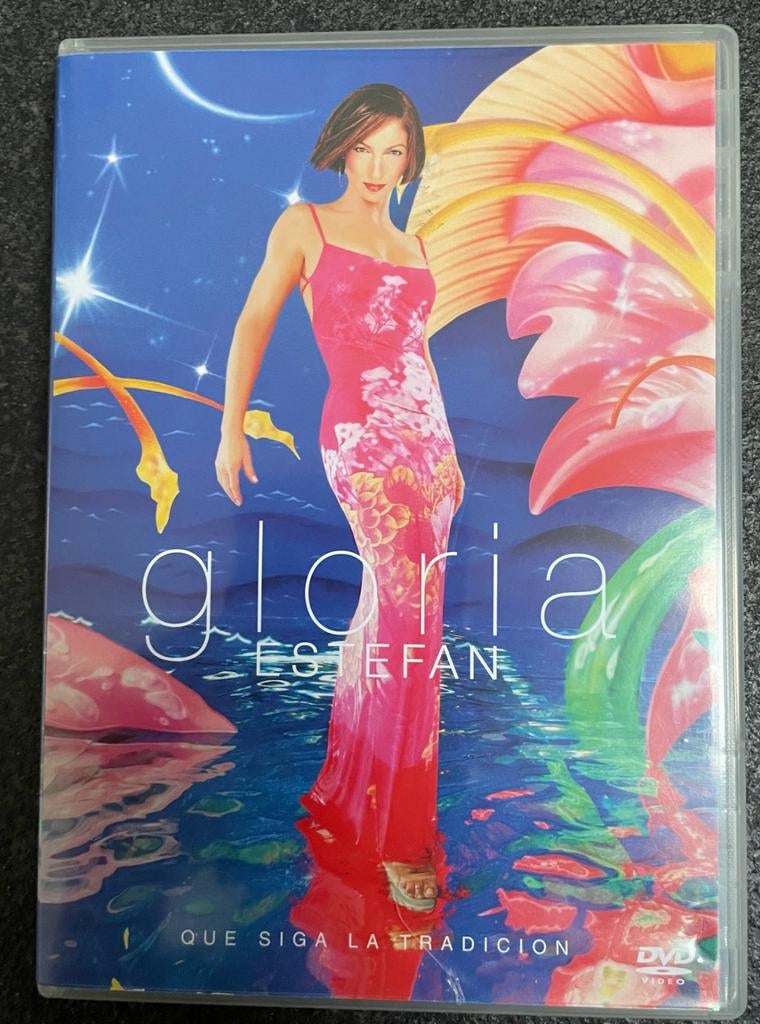 Gloria Estefan - Que siga la tradicion, Alle leeftijden, Ophalen of Verzenden, Gebruikt