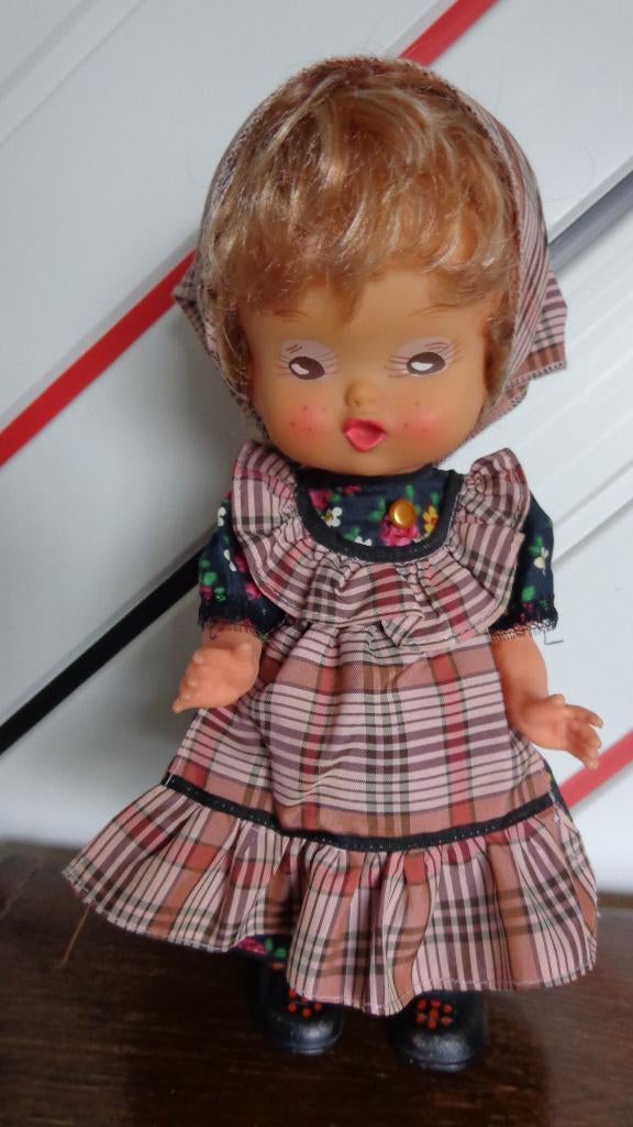 Vintage retro poppen ARI uit jaren '70 Oost Duitsland/DDR, Verzamelen, Poppen, Ophalen, Zo goed als nieuw, Pop