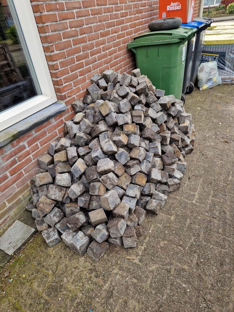 Natuursteen kasseien/klinkers, Ophalen, Graniet, Antraciet, Zo goed als nieuw