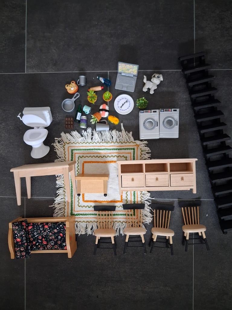 Poppenhuis set met meubels en accessoires, Verzamelen, Poppenhuizen en Toebehoren, Ophalen of Verzenden, Gebruikt, Poppenhuis