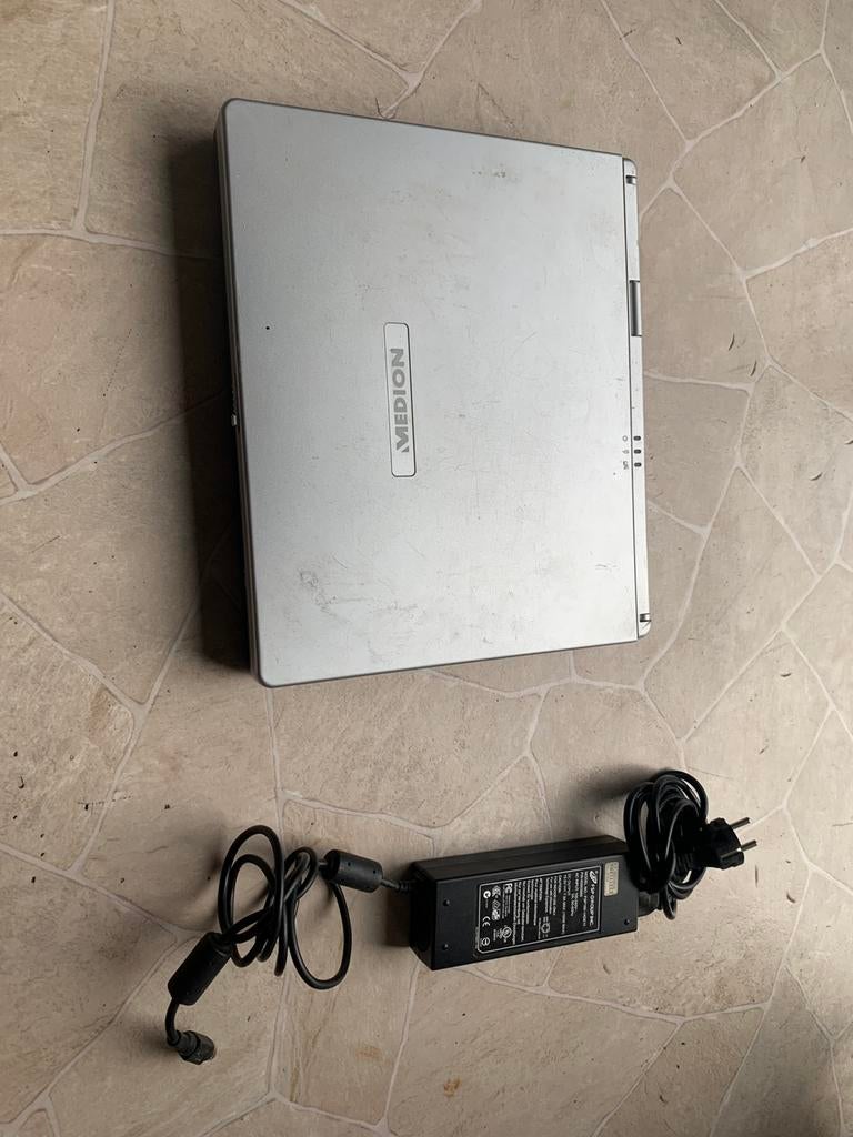 Oude laptop, Computers en Software, Windows Laptops, Ophalen, Gebruikt, HDD, Minder dan 4 GB