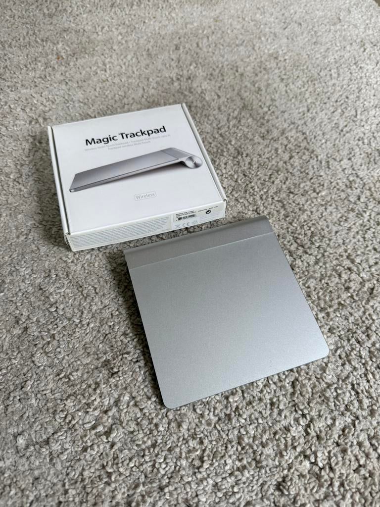 Apple Magic Trackpad, Computers en Software, Muizen, Ophalen of Verzenden, Zo goed als nieuw
