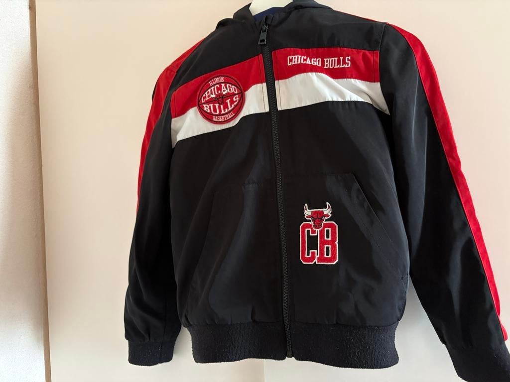 Stoere Chicago Bulls jas maat 140, Ophalen of Verzenden, Gebruikt, Jongen, Jas
