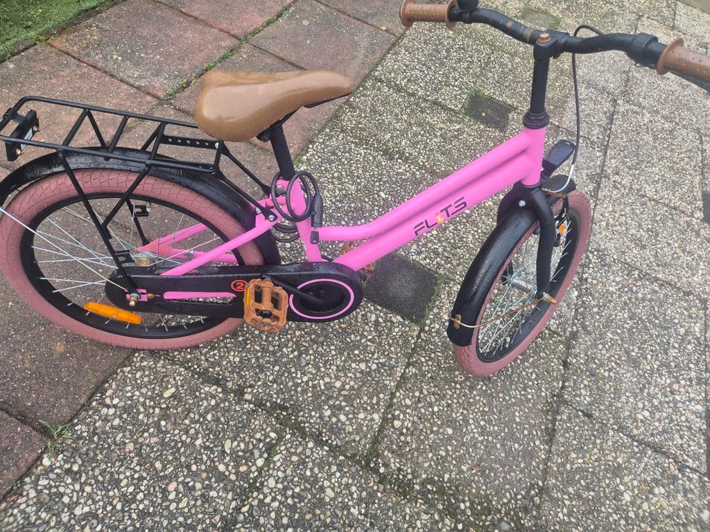 Roze meisjesfiets 20 inch - Zo goed als nieuw., Ophalen of Verzenden, Handrem, Zo goed als nieuw, 2Cycle Flits kinderfiets