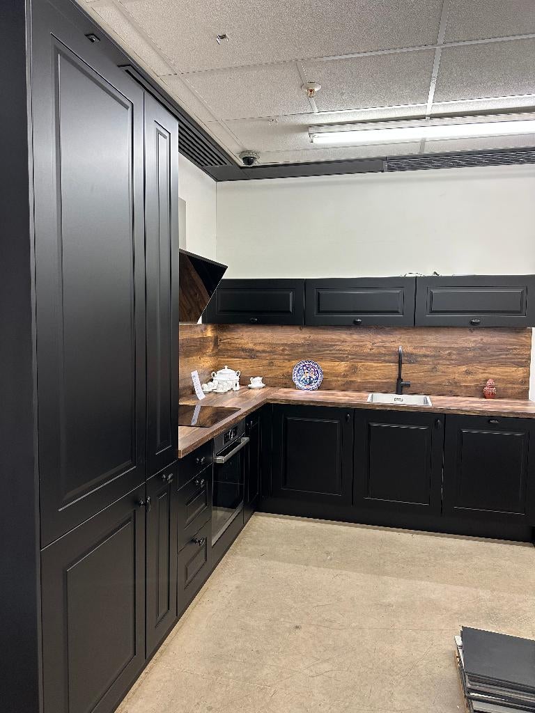 Showroom Keuken, Ophalen, Zwart, Overige typen, Nieuw