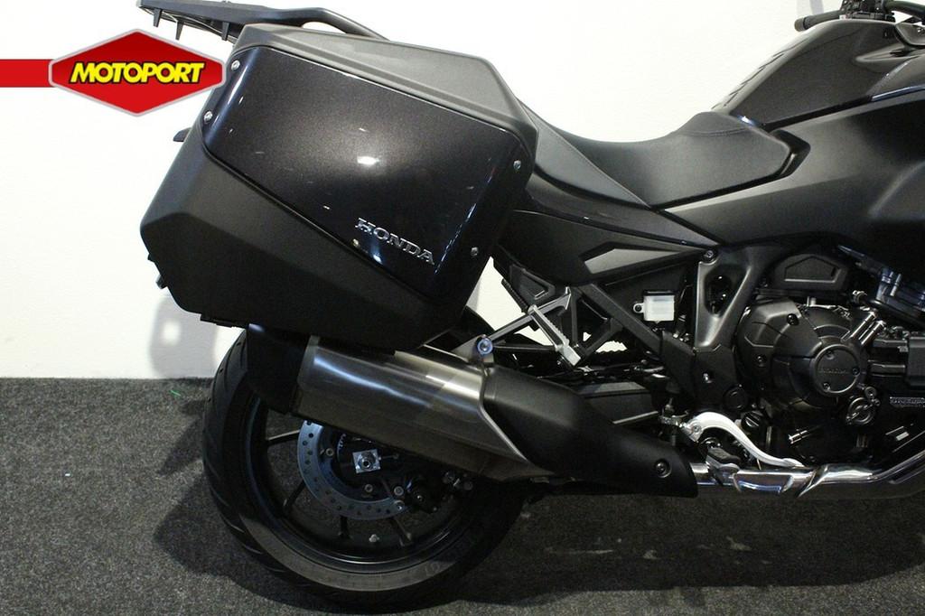 Honda NT 1100 DCT - foto 3