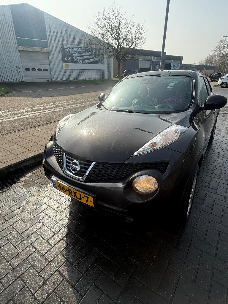 Nissan Juke 1.6 Eco 117pk 2011 Bruin, 1250 kg, 4 cilinders, Bruin, 49 €/maand