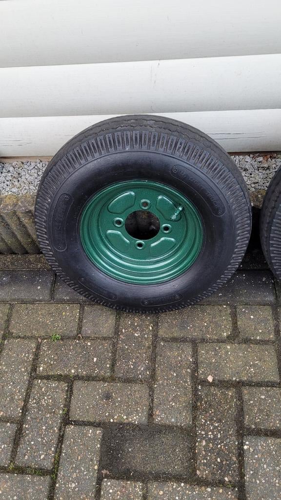 Aanhanger wielen, Ophalen