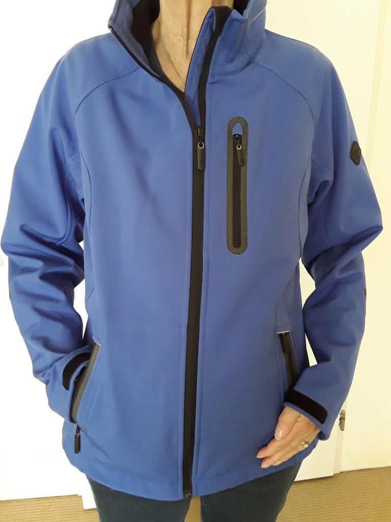 Softshell jack human nature maat L kleur blauw, Ophalen of Verzenden, Nieuw, Maat 38/40 (M), Blauw