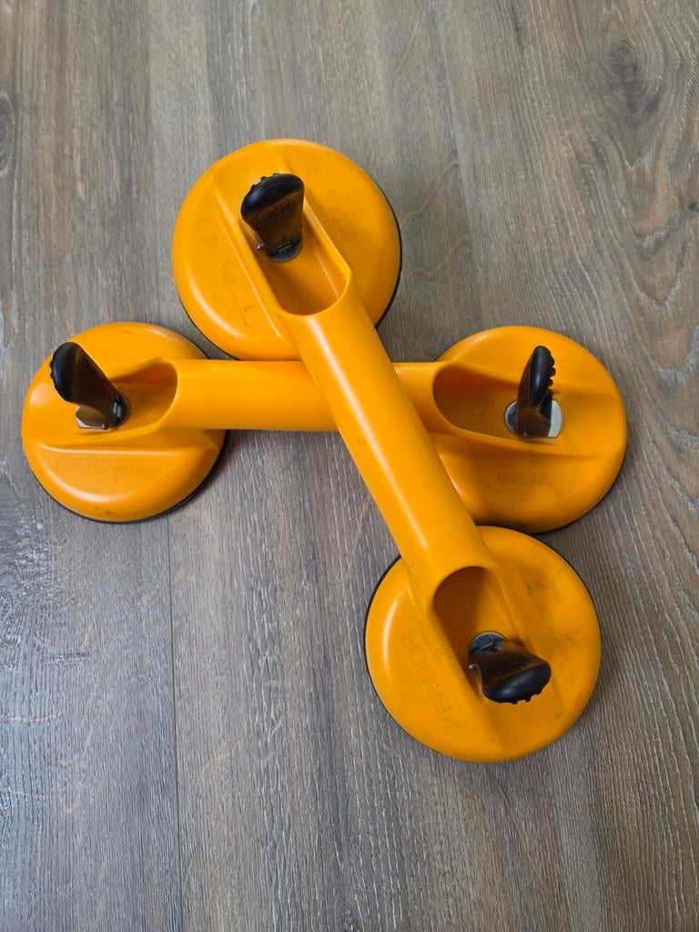 Glasdragers 2 stuks Veriboa 602.1A, Ophalen of Verzenden, Zo goed als nieuw