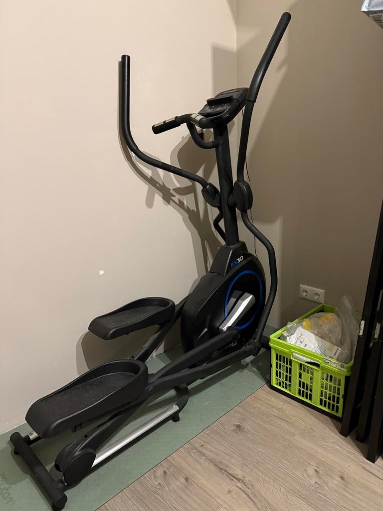 Cardiostrong Crosstrainer FX30 - Zo goed als nieuw, Sport en Fitness, Fitnessapparatuur, Zo goed als nieuw, Crosstrainer, Armen