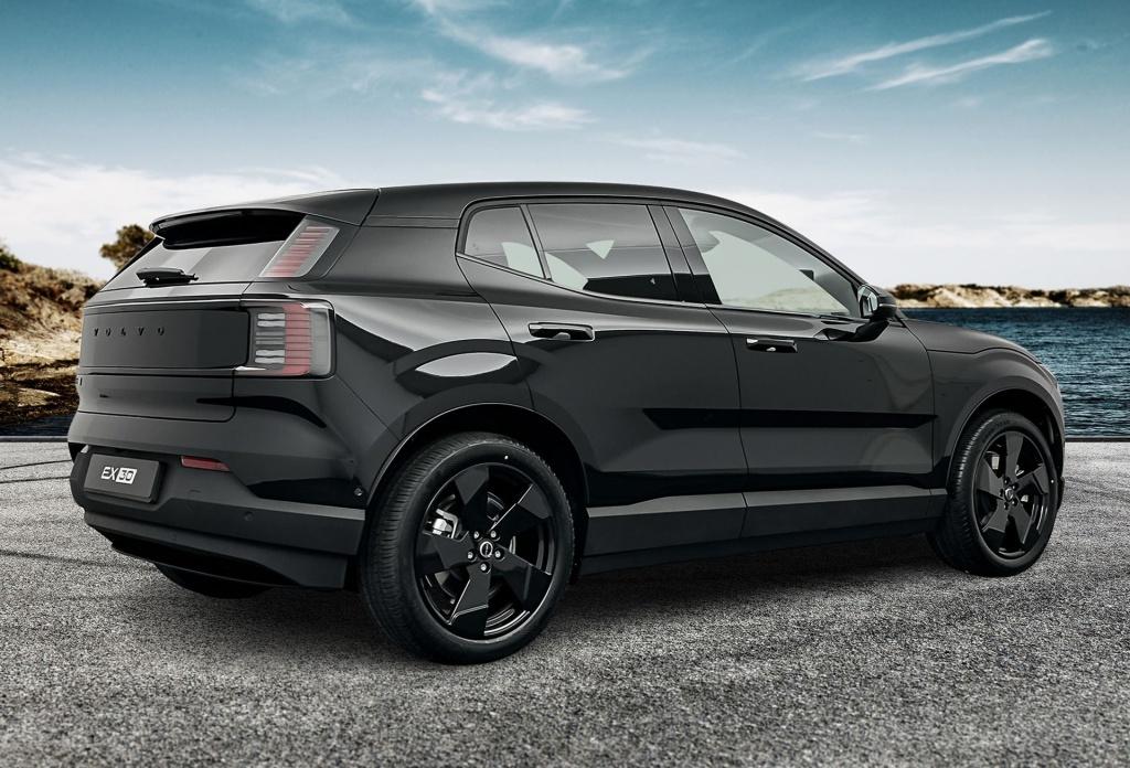 Volvo EX30 Extended Range Ultra Black Edition (bj 2026), EX30, Zwart, Nieuw, 1600 kg