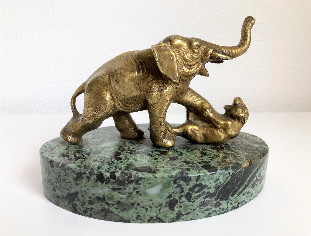 jaren 30 art deco beeld van olifant en tijger verguld brons, Ophalen of Verzenden, Brons