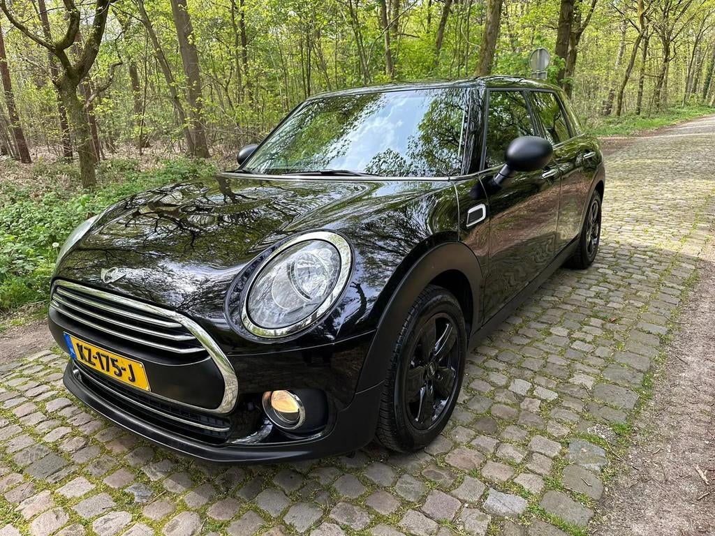 Mini Clubman One Business Edition, Auto's, Voorwielaandrijving, Stof, Gebruikt, Zwart