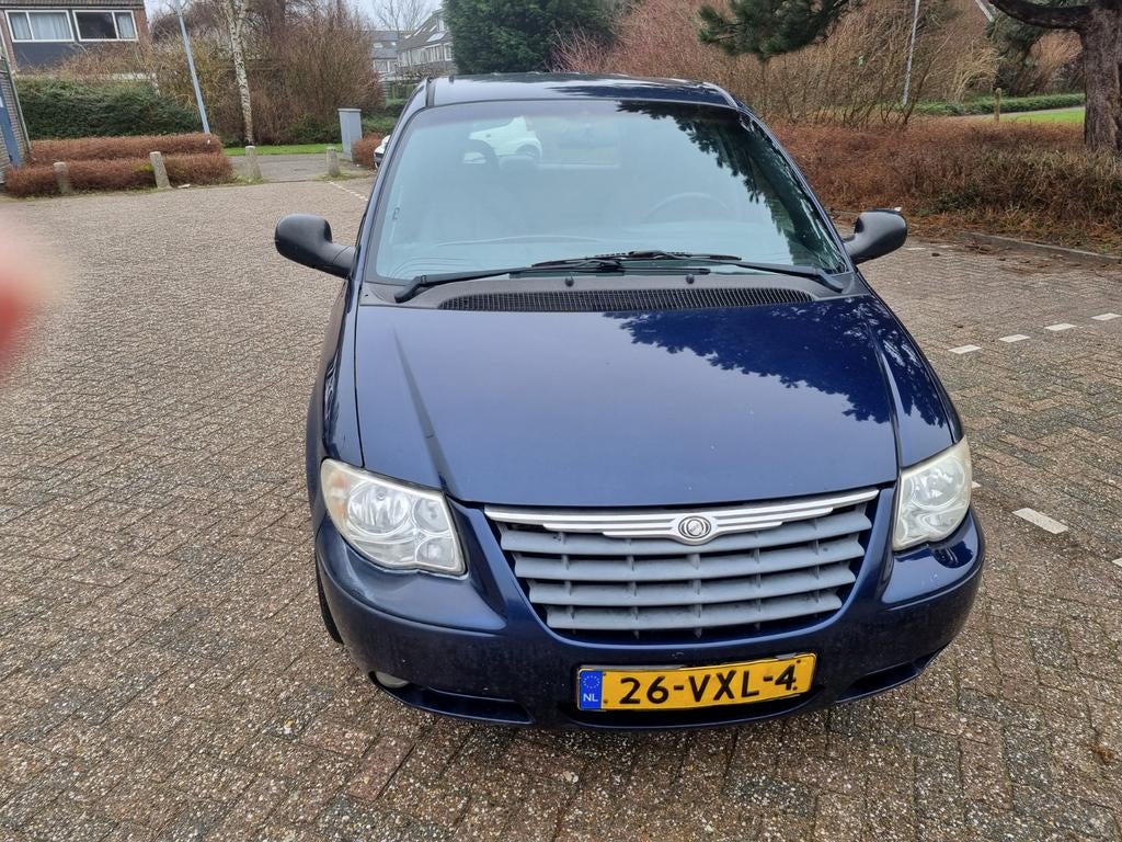 Chrysler Voyager 2.8 CRD VAN AUT 2008, Blauw, Origineel Nederlands, Diesel, Grijs