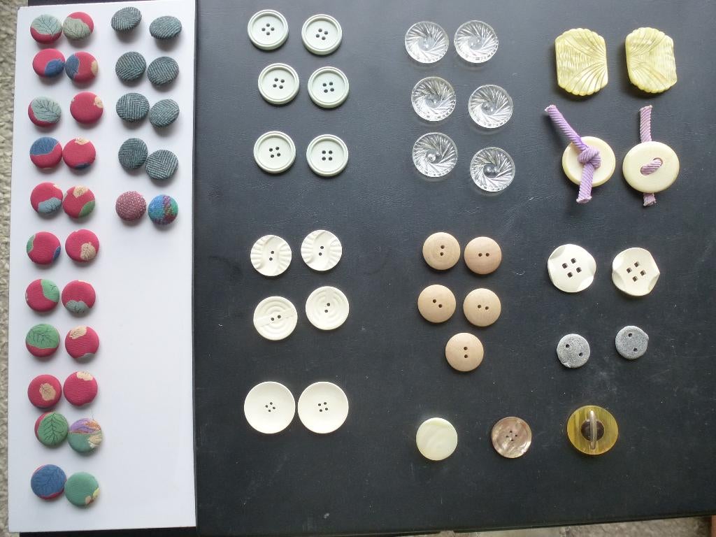 66 diverse knopen, Ophalen of Verzenden, Zo goed als nieuw, Knoop of Knopen