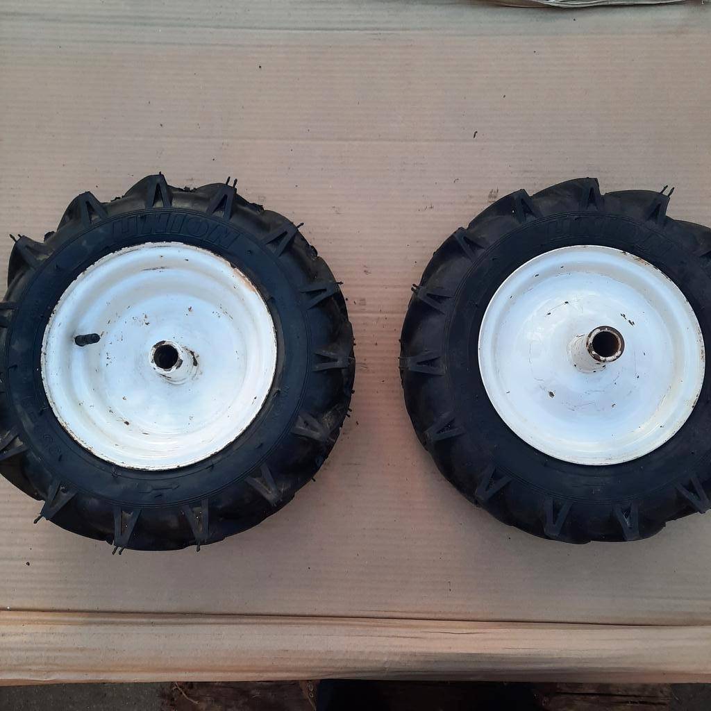 Wielenset voor Ferrari veegmachine of maaibalk, Tuin en Terras, Ophalen of Verzenden, Zo goed als nieuw, Ferrari