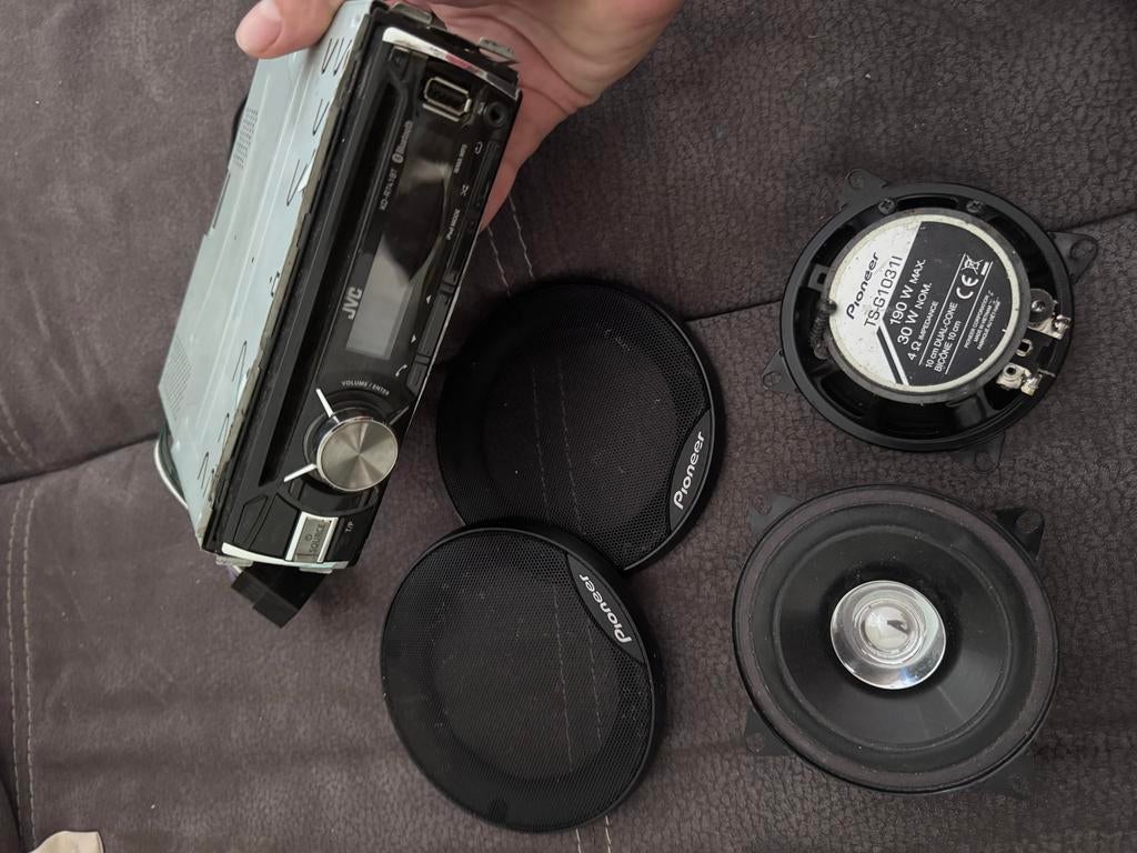 JVC KD-R74BT autoradio met Pioneer speakers, Ophalen of Verzenden, Gebruikt