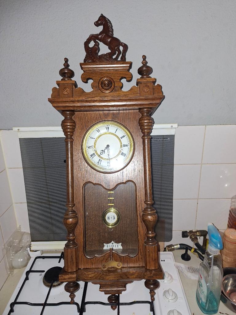 hang klok met slinger en sleutel, Antiek en Kunst, Antiek | Klokken, Ophalen