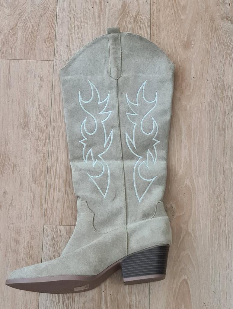 Beige cowboylaarzen met witte borduursels, Ophalen, Zo goed als nieuw, Beige, Hoge laarzen