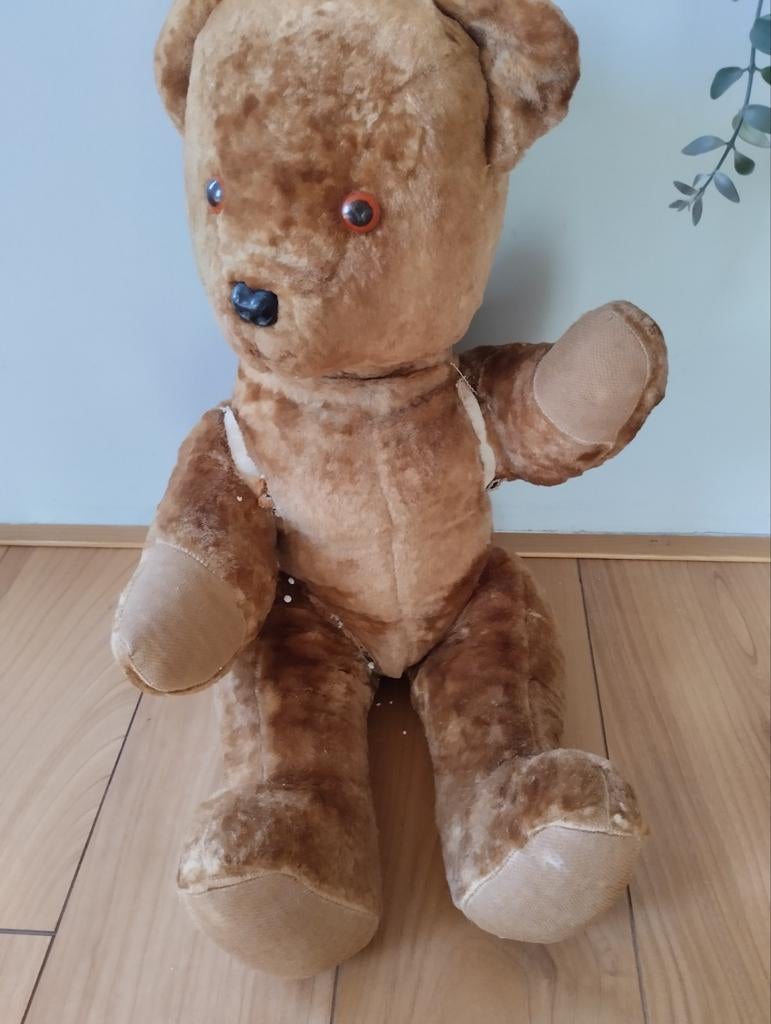 Grote oude Teddy Beer, Verzamelen, Beren en Cherished Teddies, Ophalen of Verzenden, Stoffen beer, Overige merken