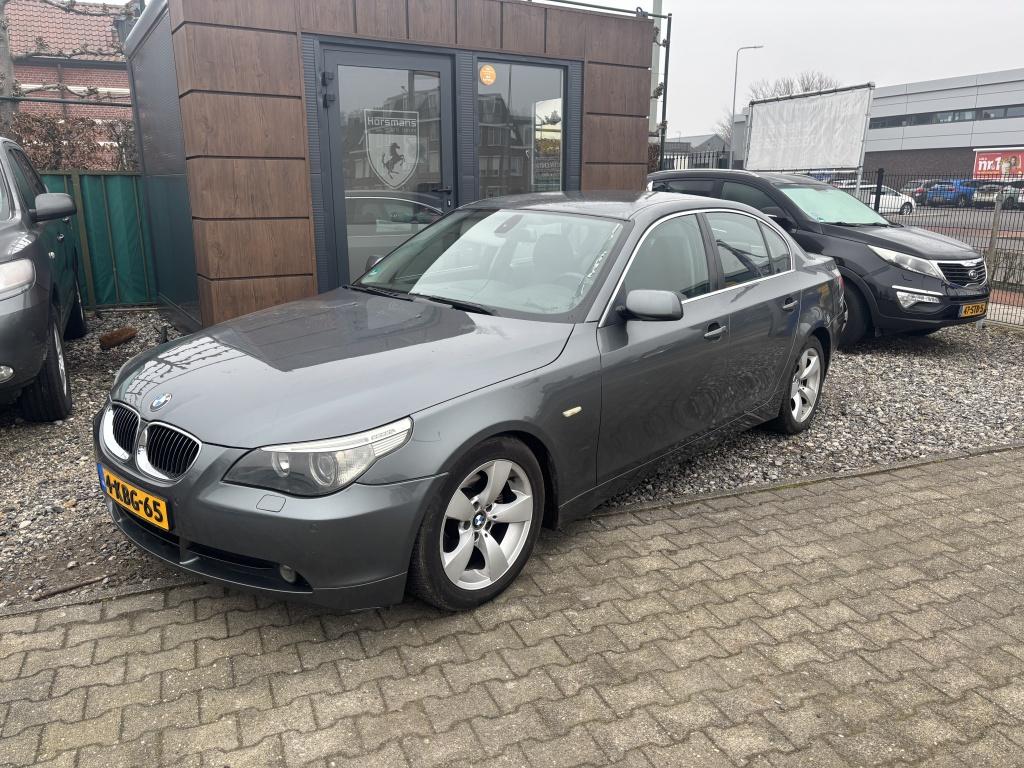 BMW 5 Serie 523i High Executive (bj 2006, automaat), Automaat, Achterwielaandrijving, 2497 cc, 1465 kg