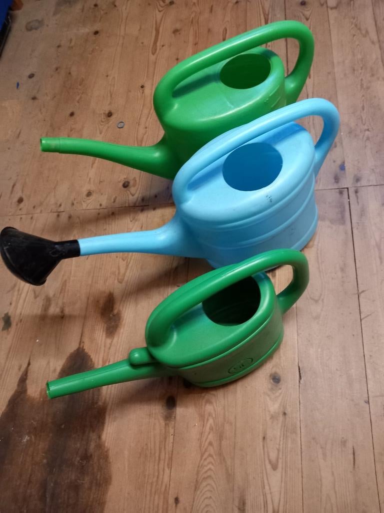 Tuingieters, Ophalen, Kunststof