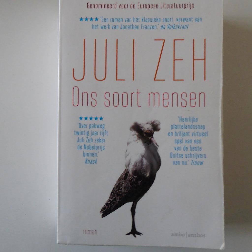 "Ons soort mensen"  van Juli Zeh, Boeken, Ophalen of Verzenden