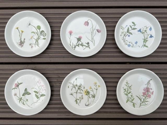 6 bonbon schaaltjes. Portmeirion Queens Hidden Garden, Ophalen of Verzenden, Zo goed als nieuw, Bord(en), Overige stijlen