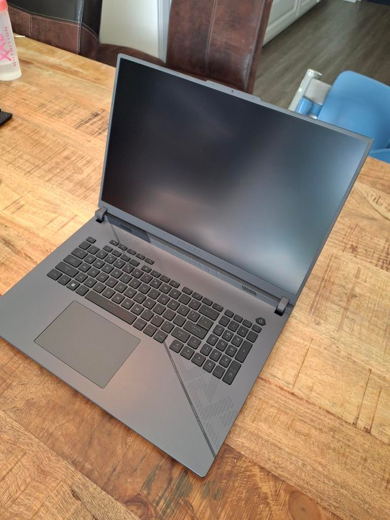 Asus G18 i9 14900hx 32gb RTX 4070 gaming laptop G814JIR, Computers en Software, Windows Laptops, Asus, Ophalen of Verzenden, Zo goed als nieuw